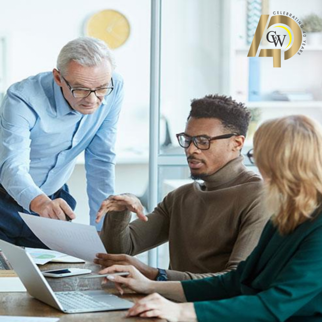 Businessman explaining the benefits of Managed IT Services in Florida